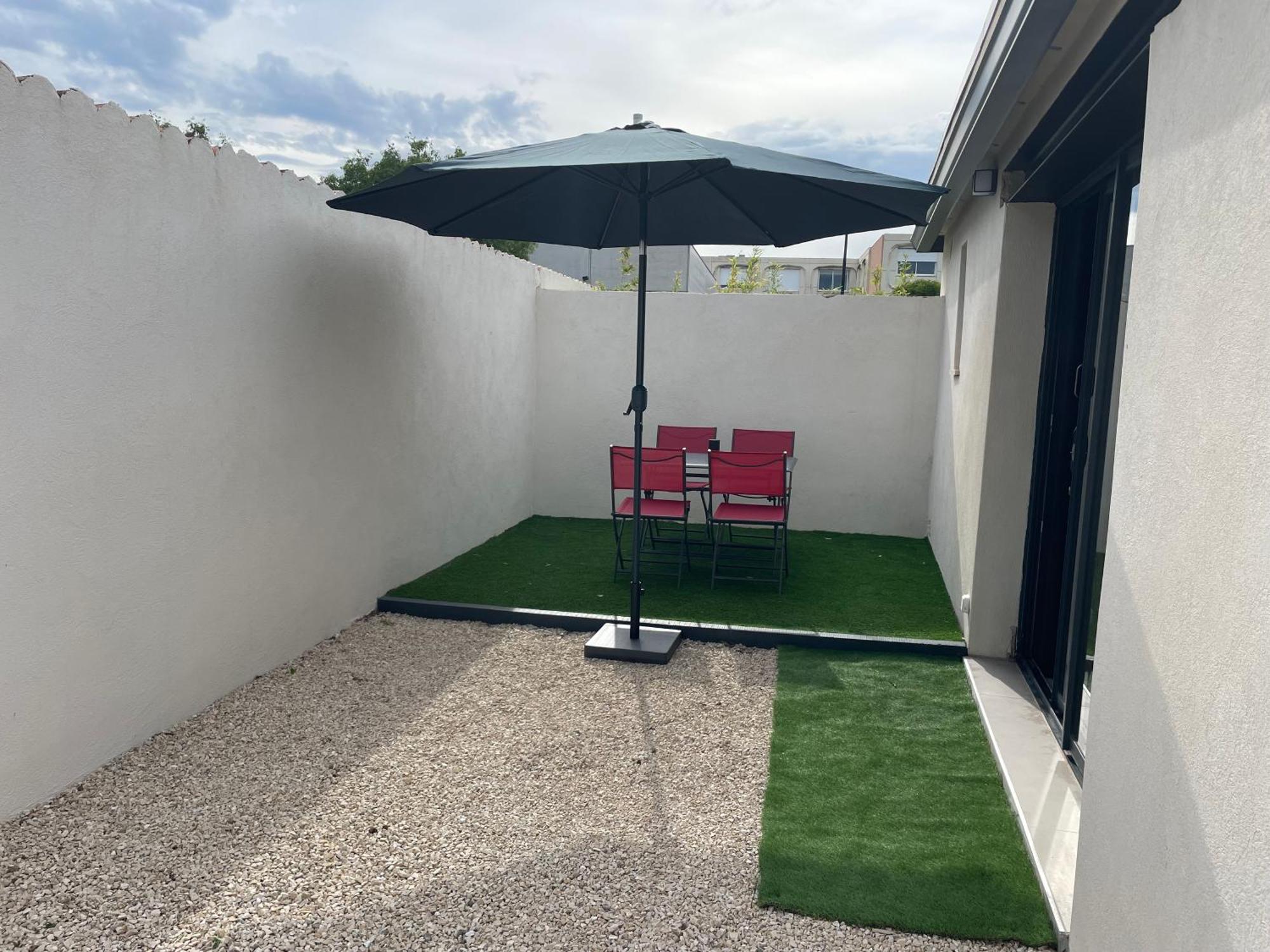 Maison De 40M2 Avec Jardin De 50M2 Orange  Ngoại thất bức ảnh